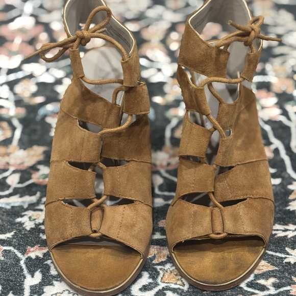 Hinge Boho Leather Open Toe Stacked Sandals - SZ. 9 1/2 M - Picture 1 of 8